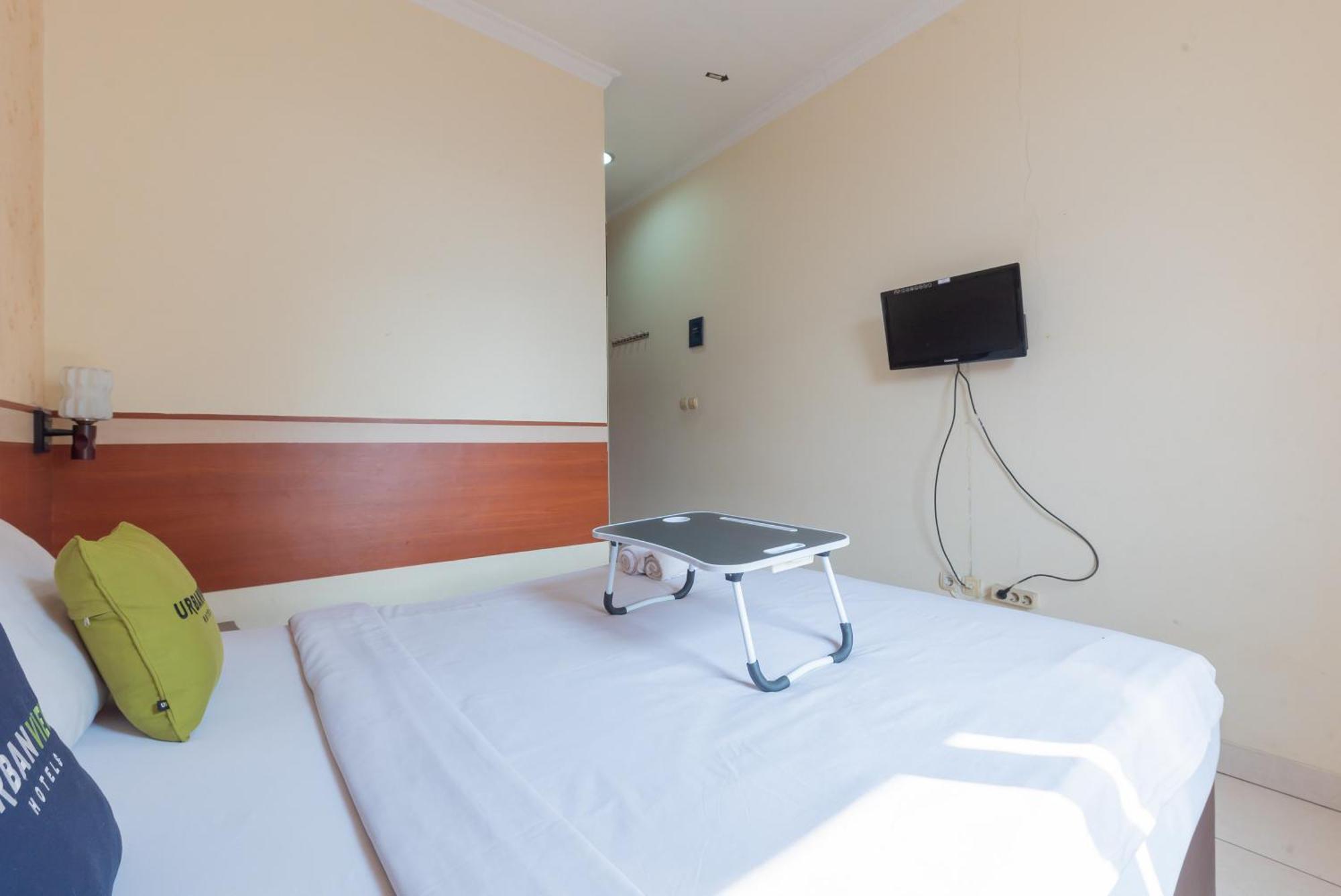Urbanview Hotel Sakura Bandung Exterior photo
